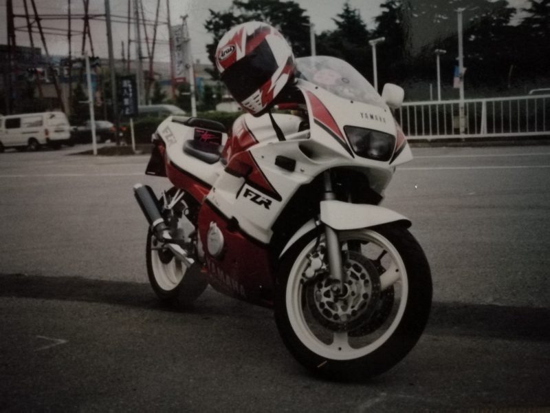 ９０年式FZR250R